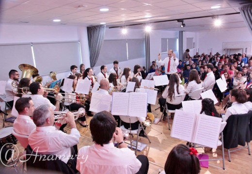 Concerto da Banda Isabel II de Touro para celebrar o Día das Letras Galegas